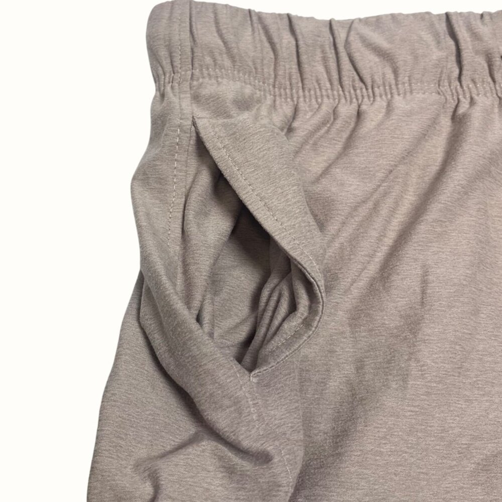 Athletic Works Lot of 2 Gym Sweat Shorts Green Gray Women's Size Large 12-14 - Picture 4 of 9